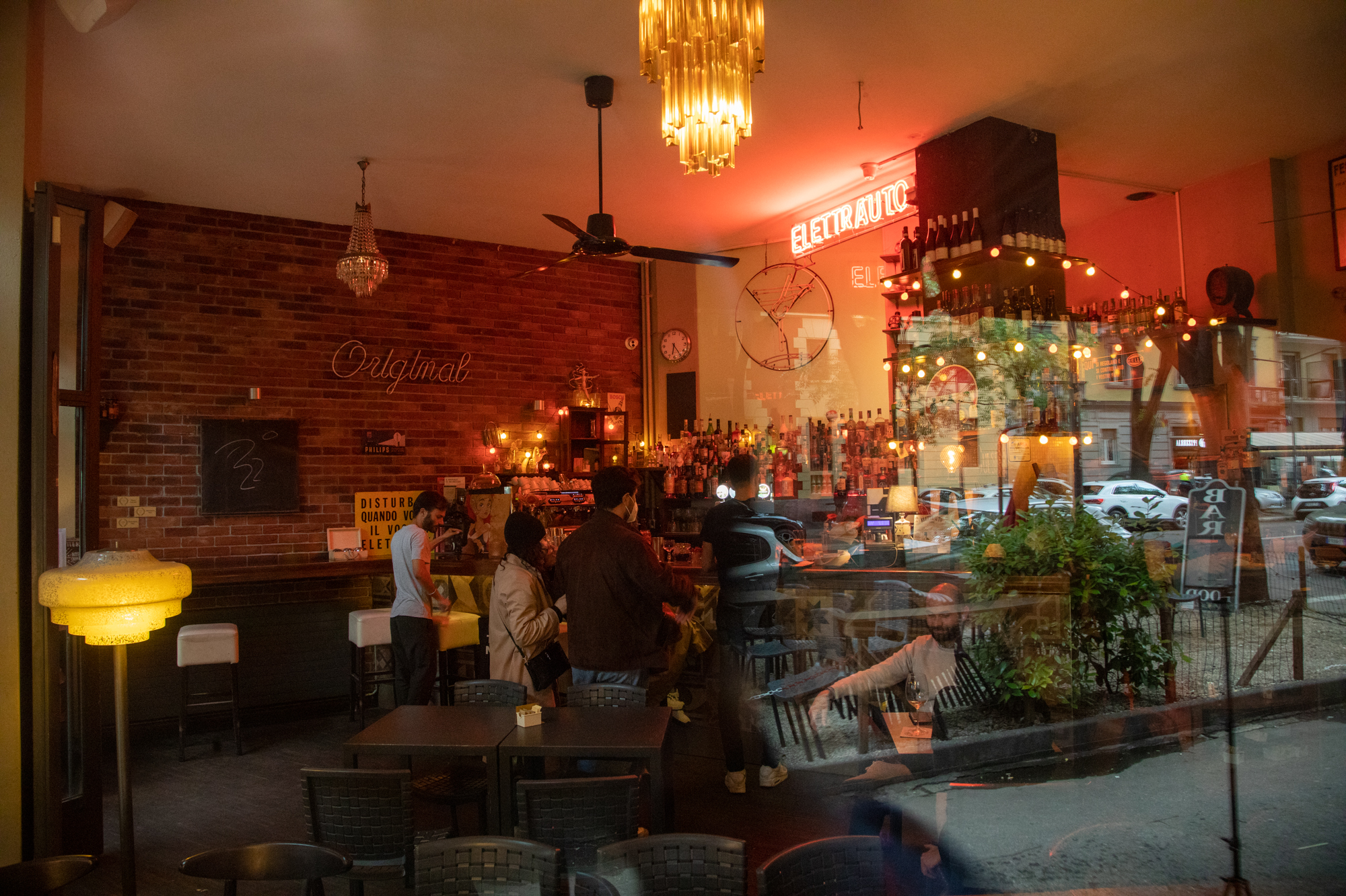 Buon compleanno Elettrauto! Grande festa per i 16 anni